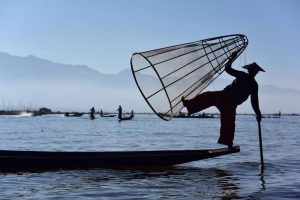 インレー湖独自の漁