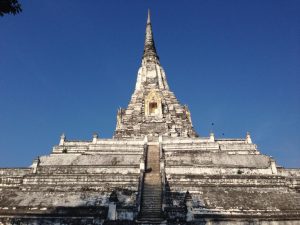 Wat phu khao thong