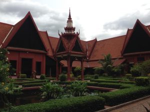 National Museum of Cambodiaの中庭。展示物は撮影禁止だったのが残念